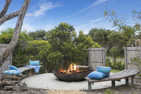 Ocean Luxe Retreat Luxury House With Pool, Tennis Court, Fireplace, Walk To Beach - Lennox Head Accommodation 3