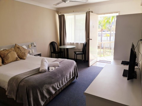 Ocean Parade Motel - Lennox Head Accommodation 2