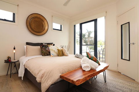 Ocean Whispers - Pets, WiFi, 300m Beach, 3 Bdrm, Linen - Lennox Head Accommodation 1