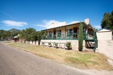 Old Swanport General Store, Swanport-Murray River - Lennox Head Accommodation 0