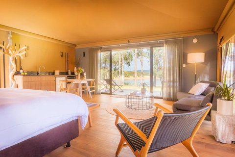 Olio Bello Lakeside Glamping - Lennox Head Accommodation 1