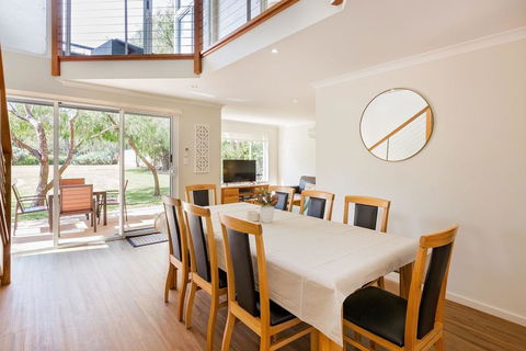 ON THE BEACH - Villa Over The Road From The Beach - Lennox Head Accommodation 1