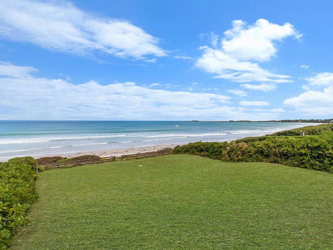 ONE FISH, TWO FISH - Lennox Head Accommodation 1