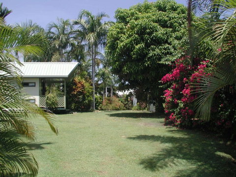 Palm View Holiday Apartments - Lennox Head Accommodation 1