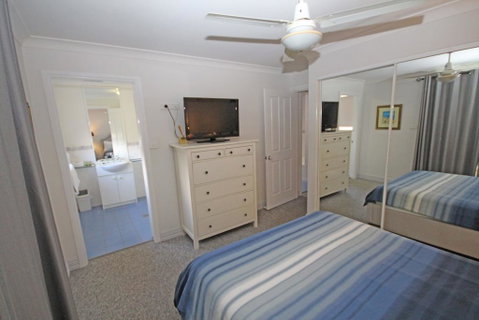 Paradise Waters - No. 13 - Lennox Head Accommodation 1