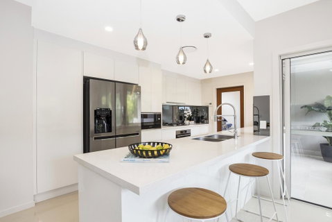 Park Avenue Terrace House Sleeps 9 - Lennox Head Accommodation 3