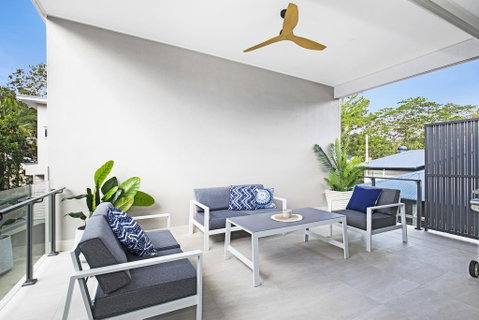 Park Avenue Terrace House Sleeps 9 - Lennox Head Accommodation 2