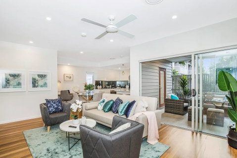 Park Avenue Townhouse Retreat Brisbane Sleeps 10 - Lennox Head Accommodation 0