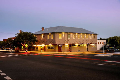 Pier Hotel - Lennox Head Accommodation 0
