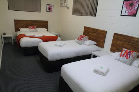 Plainsman Motel - Lennox Head Accommodation 2