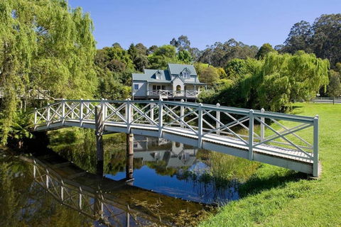 PLUM TREE COTTAGE - Spa Cottage With Woodfire - Lennox Head Accommodation 0
