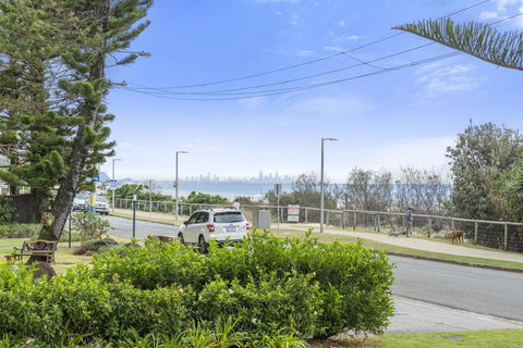 POINTVIEW LODGE, UNIT 1 - Lennox Head Accommodation 3
