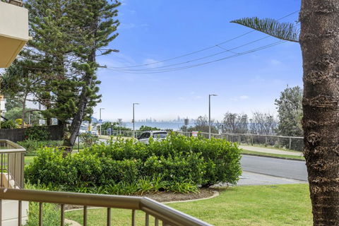 POINTVIEW LODGE, UNIT 1 - Lennox Head Accommodation 0