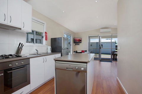 Portland Holiday Village - Lennox Head Accommodation 3