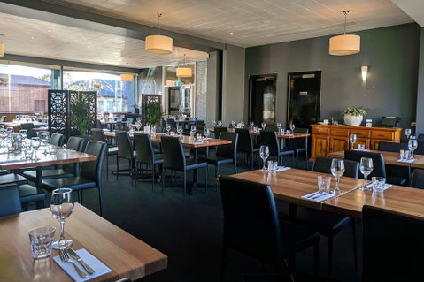 Prince Of Wales Hotel - Lennox Head Accommodation 1
