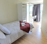 Private modern room - Plaza Building- in City Centre - Lennox Head Accommodation