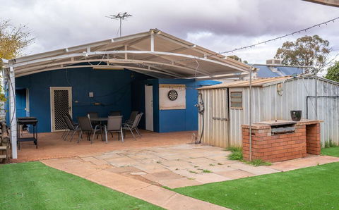 Prospectors Carriage House - Lennox Head Accommodation 3