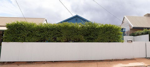 Prospectors Carriage House - Lennox Head Accommodation 1