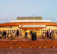 Prospectors Carriage House - Lennox Head Accommodation