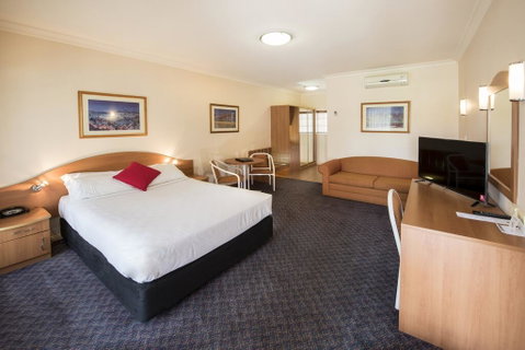 Quality Inn Penrith Sydney - Lennox Head Accommodation 2