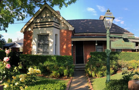 QUILTY HOUSE (Formerly Beethovens) - Lennox Head Accommodation 2