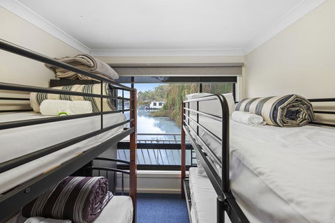 Renmark River Villas And Boats & Bedzzz - Lennox Head Accommodation 3