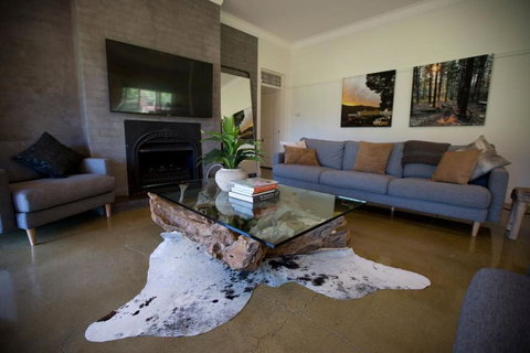 Ridge Line Riders Luxury Retreat - Lennox Head Accommodation 2