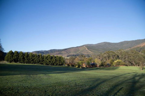 Ridge Line Riders Luxury Retreat - Lennox Head Accommodation 0