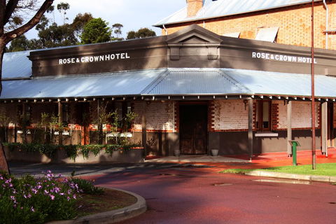 Rose & Crown Hotel - Lennox Head Accommodation 0