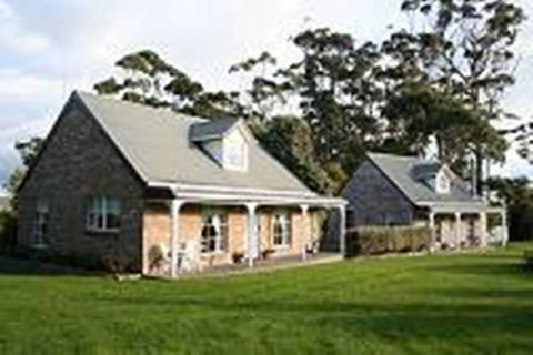 Rosebank Cottage Collection - Lennox Head Accommodation 3