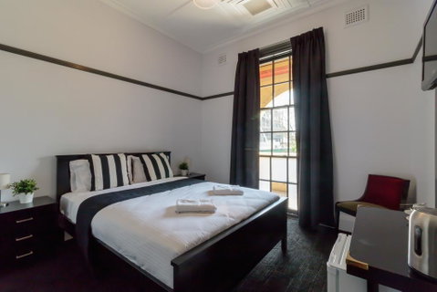 Royal Hotel Ryde - Lennox Head Accommodation 0
