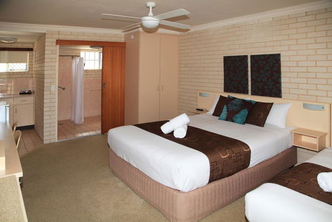 Santa Fe Motel And Holiday Units - Lennox Head Accommodation 3