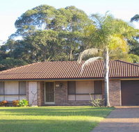 SEASCAPE in NARRAWALLEE - Lennox Head Accommodation