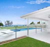 Sentosa on Tugun - Beachfront 5 Bedroom