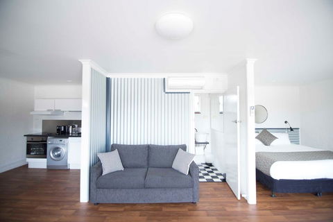 Siesta Central Apartments - Lennox Head Accommodation 0