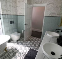 Sinjin unique luxury 6 bed house in Sydney city - Lennox Head Accommodation