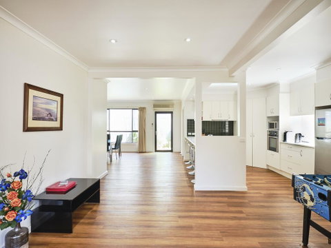Skymirror Villa - Lennox Head Accommodation 0