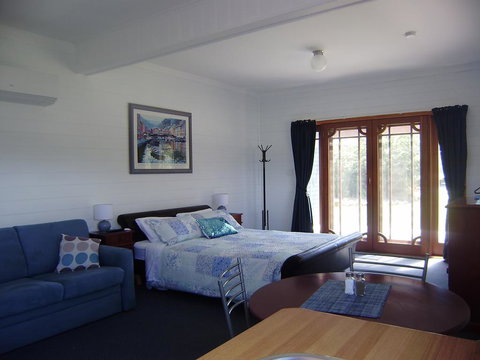 Sleepy Hollow Hideout - Hideout 1 - Lennox Head Accommodation 2
