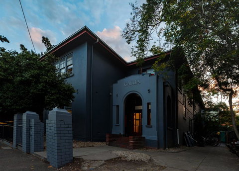 South Yarra Hostel - Lennox Head Accommodation 0