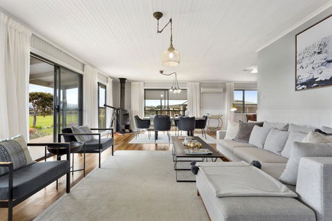 Stargazers Cottage - L'Abode - Lennox Head Accommodation 1