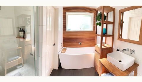 Steep Creek Retreat - Lennox Head Accommodation 1