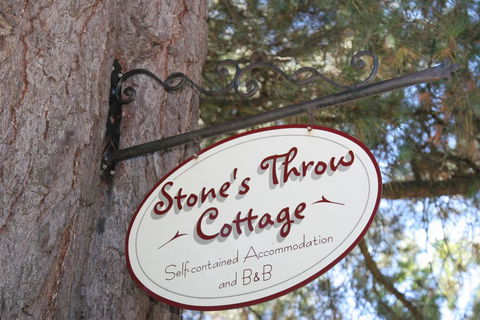 Stone's Throw Cottage Bed And Breakfast - Lennox Head Accommodation 1