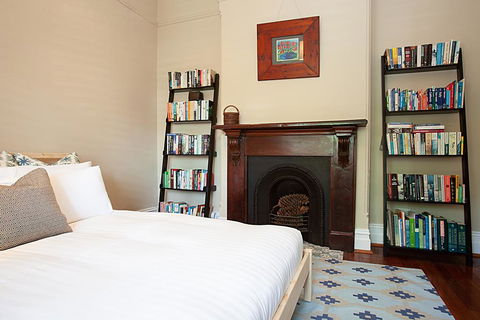 Striking Open Plan Home In Quiet Inner-city Area - Lennox Head Accommodation 1