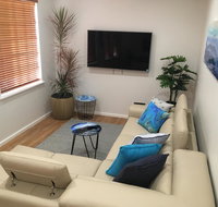 Stylish North Perth on Cafe strip - Lennox Head Accommodation