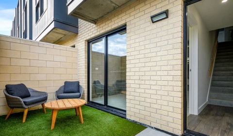Stylish Townhouse - Lennox Head Accommodation 3