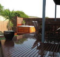 Sunderland Retreat Phillip Island - Lennox Head Accommodation