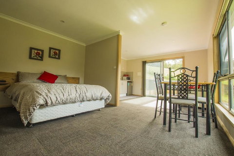 Sunny Gum - Lennox Head Accommodation 3