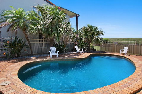 Sunrise Reef Unit 2 - Lennox Head - Lennox Head Accommodation 1