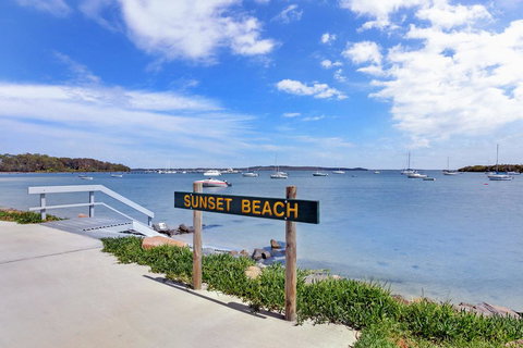 Sunset Court, Unit 1/3 Resthaven Avenue - Lennox Head Accommodation 0