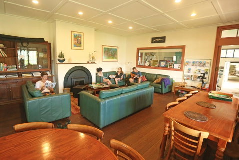 Sydney, Pittwater YHA - Lennox Head Accommodation 3